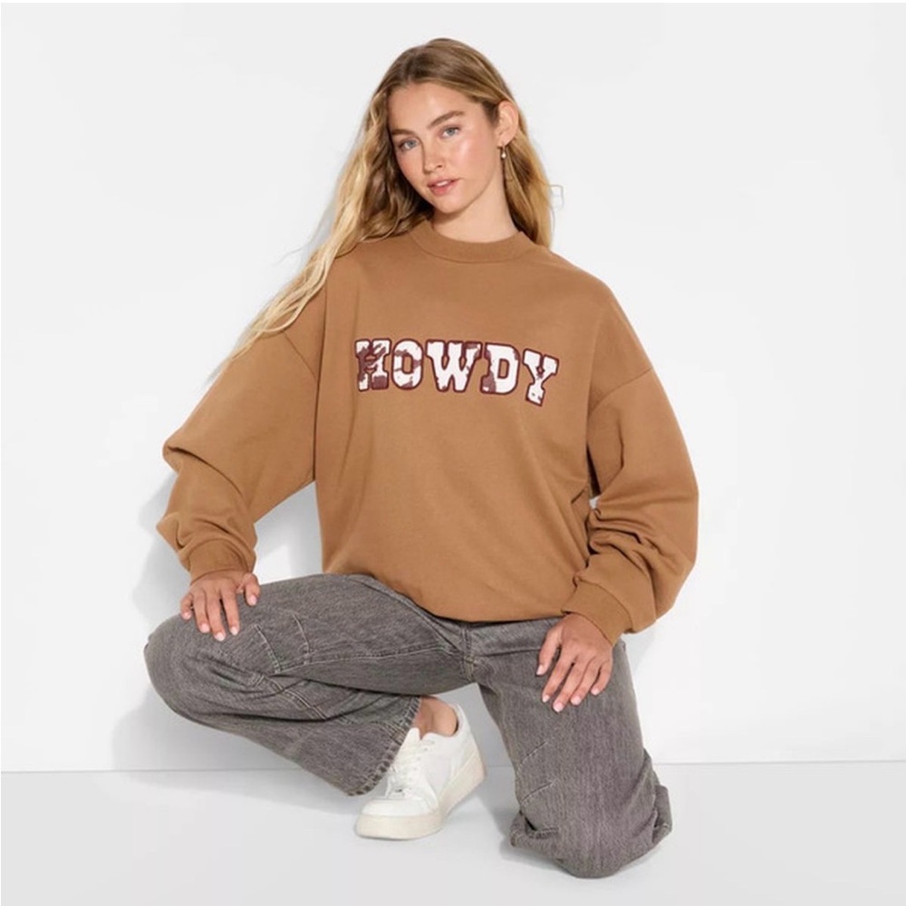 Brown 'Howdy' Sweatshirt Cow Sweatshirt NWT medium universal